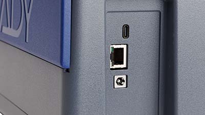 Ports USB et Ethernet sur l’imprimante J7300.